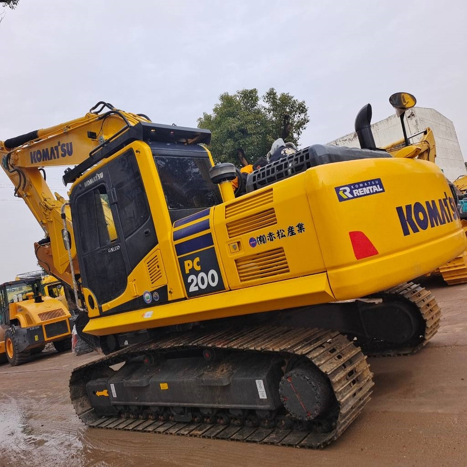 Komatsu PC 200 8N - Bager guseničar: slika 4 Komatsu PC 200 8N - Bager guseničar: slika 4