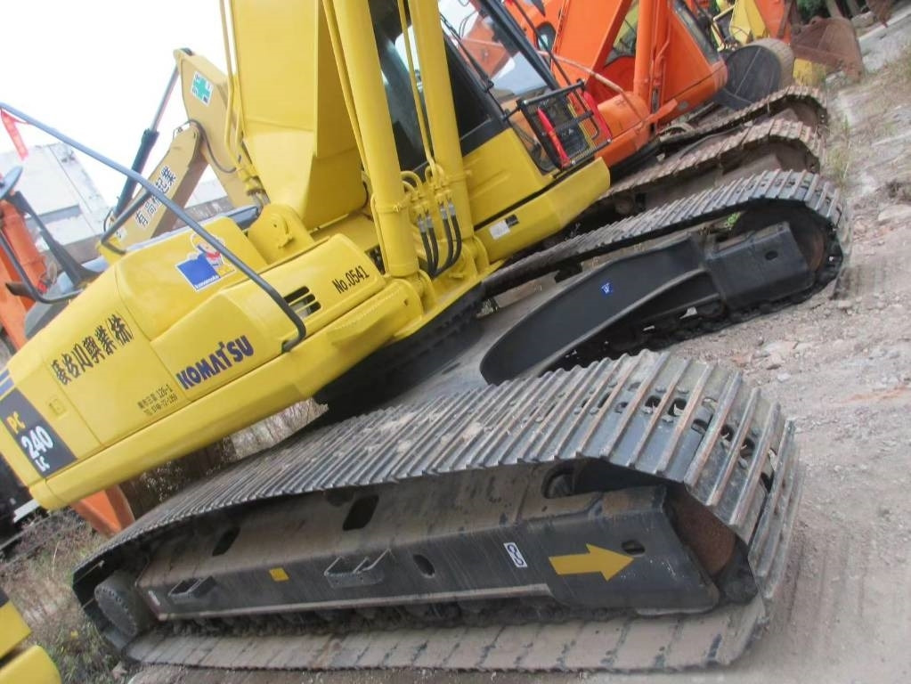 Komatsu PC 240 - Bager guseničar: slika 3 Komatsu PC 240 - Bager guseničar: slika 3