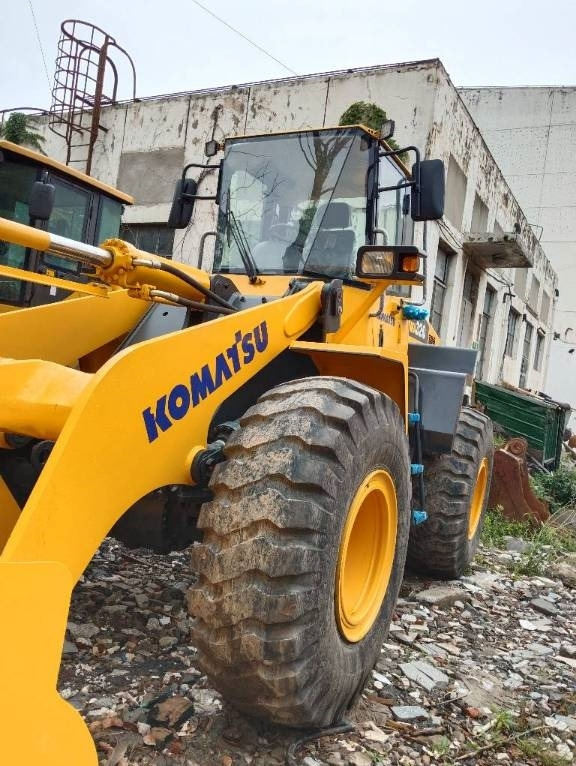Komatsu WA 320-5 - Utovarivač točkaš: slika 2 Komatsu WA 320-5 - Utovarivač točkaš: slika 2