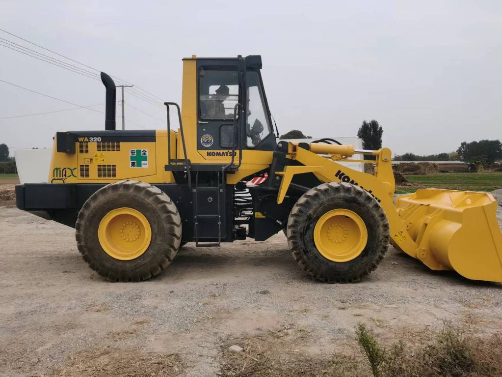 Komatsu WA 320-5 - Utovarivač točkaš: slika 2 Komatsu WA 320-5 - Utovarivač točkaš: slika 2