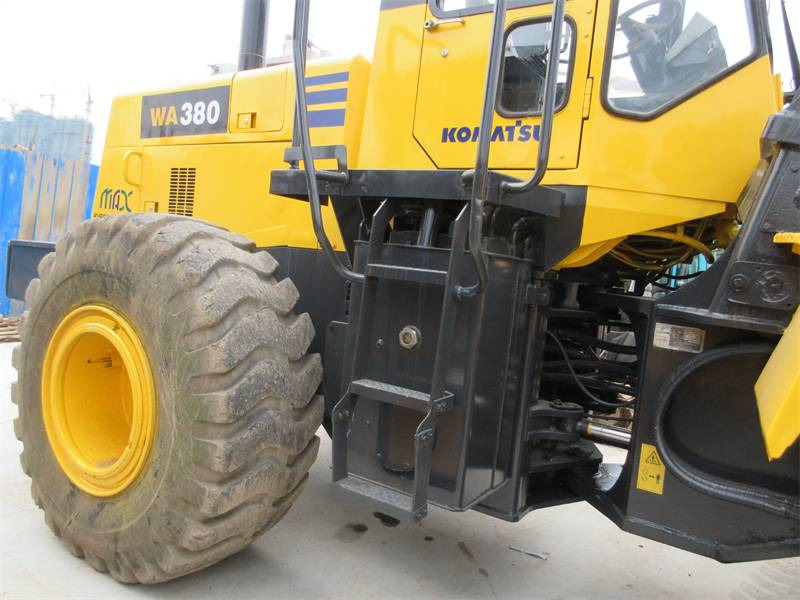 Komatsu WA 380-3 - Utovarivač točkaš: slika 5 Komatsu WA 380-3 - Utovarivač točkaš: slika 5