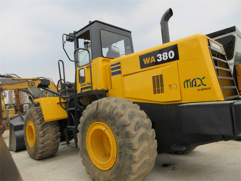 Komatsu WA 380-3 - Utovarivač točkaš: slika 1 Komatsu WA 380-3 - Utovarivač točkaš: slika 1