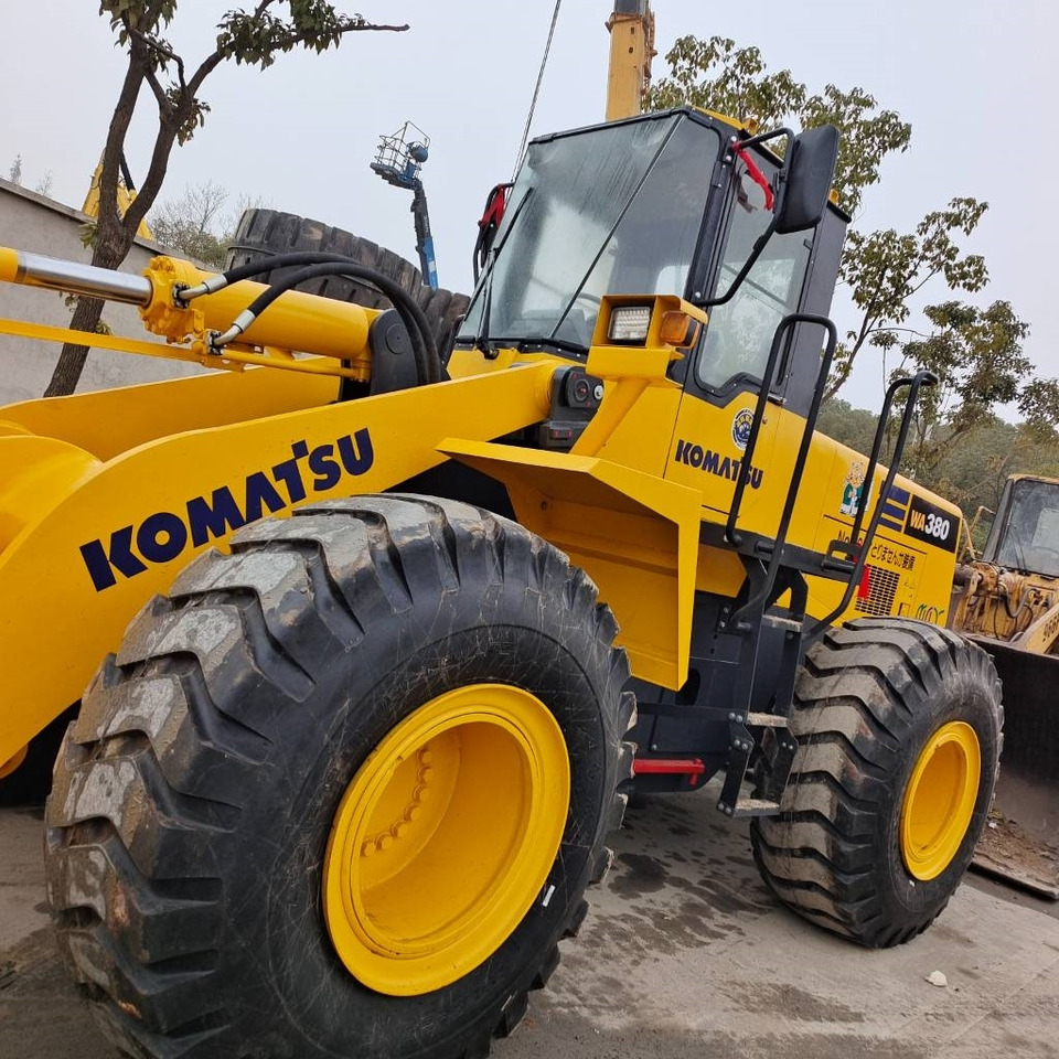 Komatsu WA 380 - Utovarivač točkaš: slika 4 Komatsu WA 380 - Utovarivač točkaš: slika 4