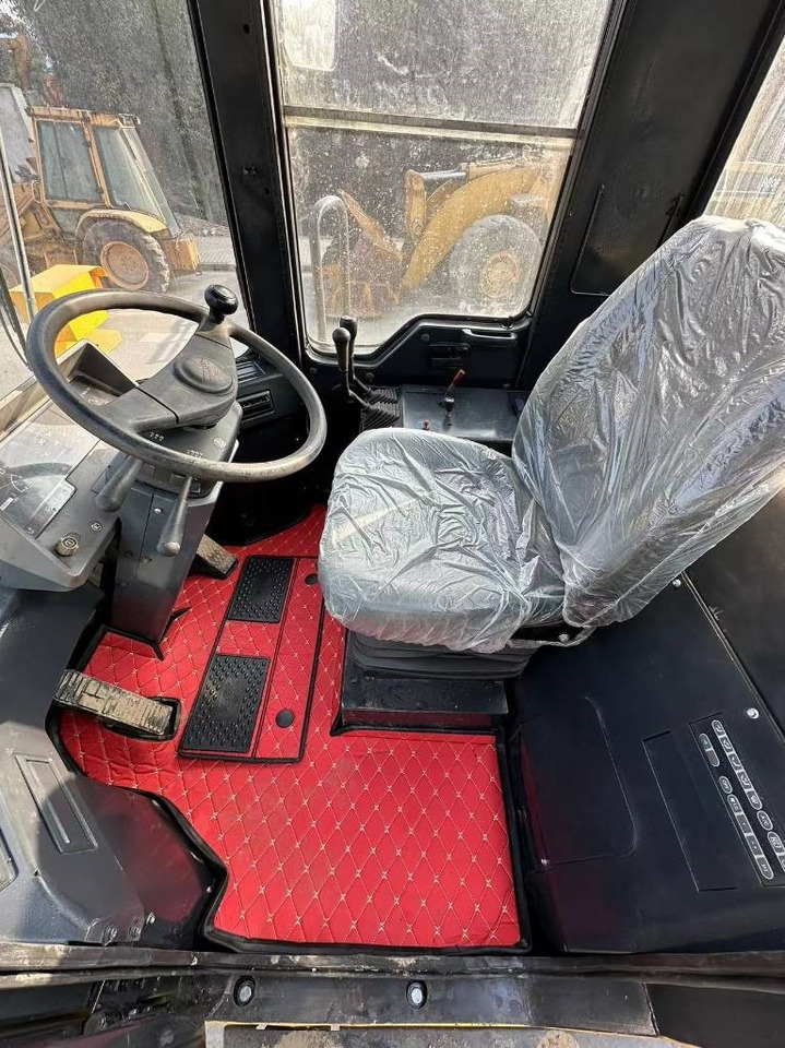 Komatsu WA 380 - Utovarivač točkaš: slika 5 Komatsu WA 380 - Utovarivač točkaš: slika 5