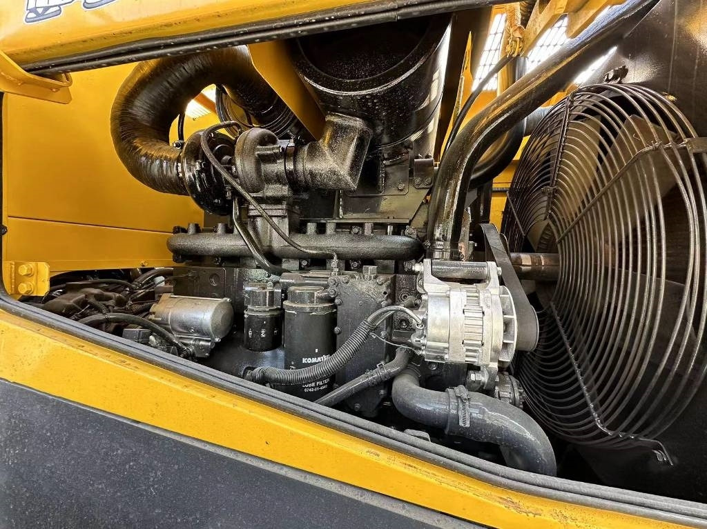 Komatsu WA 380 - Utovarivač točkaš: slika 2 Komatsu WA 380 - Utovarivač točkaš: slika 2