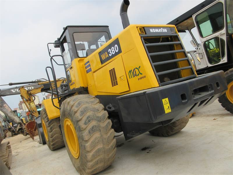 Komatsu WA 380 - Utovarivač točkaš: slika 3 Komatsu WA 380 - Utovarivač točkaš: slika 3