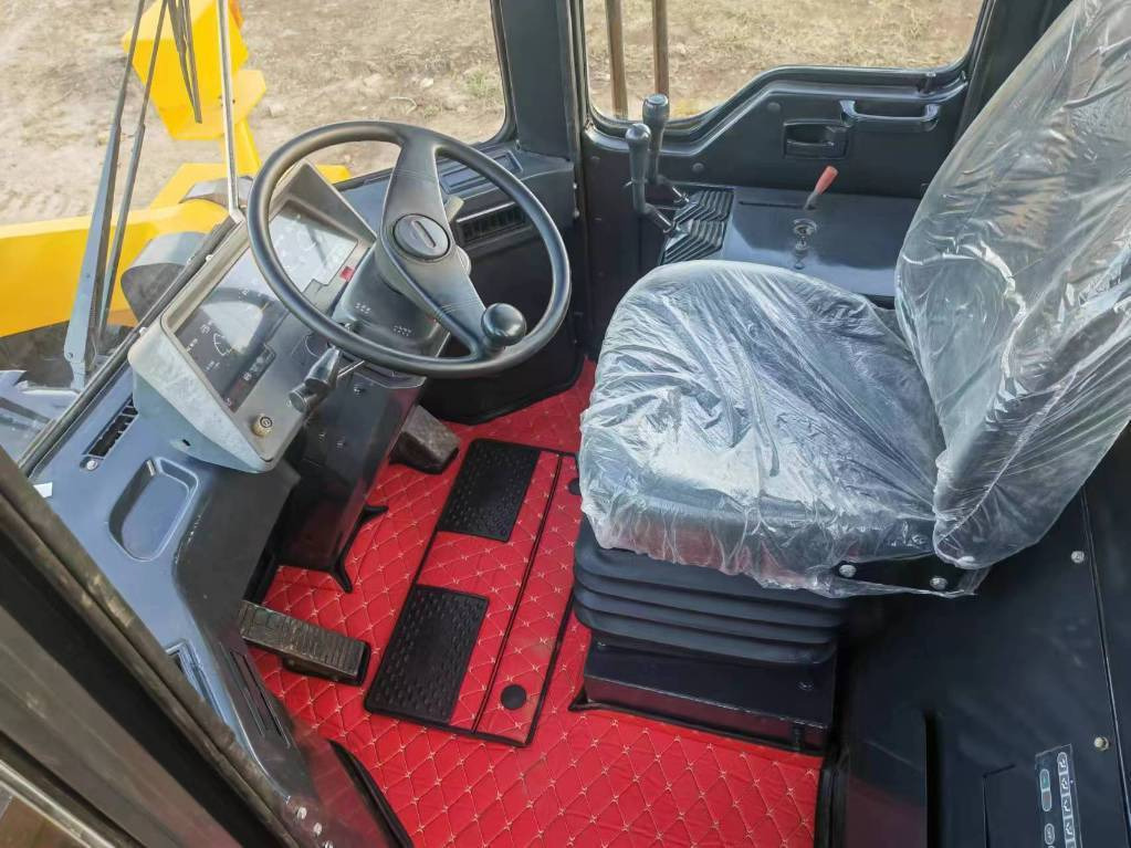 Komatsu WA 470-3 - Utovarivač točkaš: slika 3 Komatsu WA 470-3 - Utovarivač točkaš: slika 3