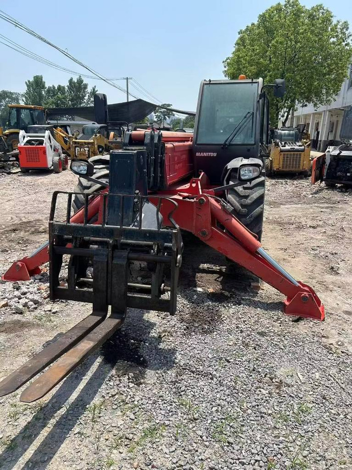 Manitou MT 1740 SL T - Mini utovarivač: slika 4 Manitou MT 1740 SL T - Mini utovarivač: slika 4