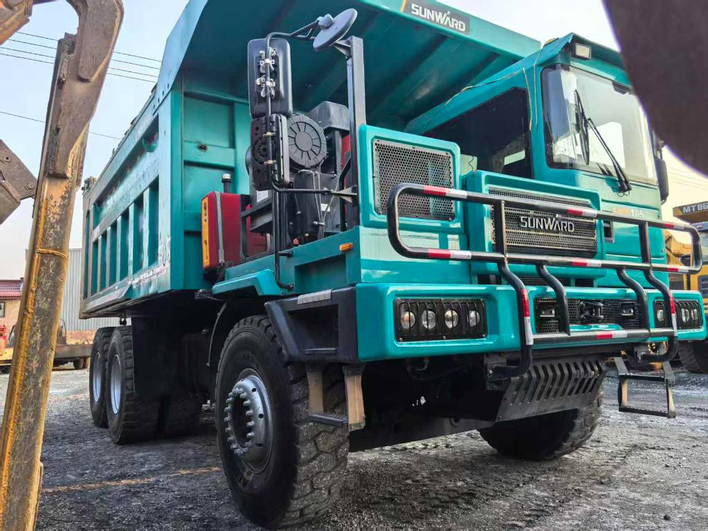 Sunward SWK 105 - Kiper sa krutom šasijom/ Kiper za kamen: slika 1 Sunward SWK 105 - Kiper sa krutom šasijom/ Kiper za kamen: slika 1