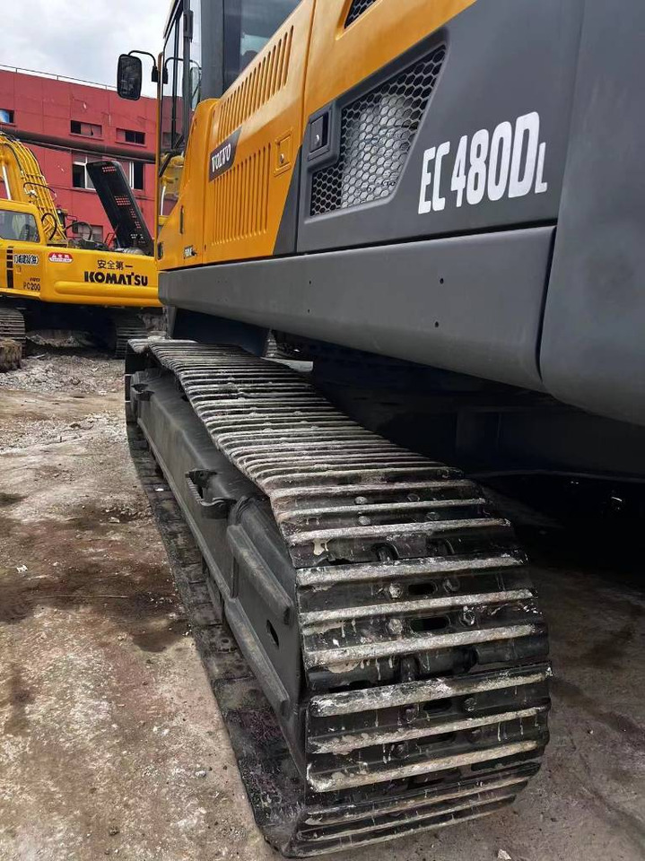 Bager guseničar Volvo EC 480 D L: slika 19