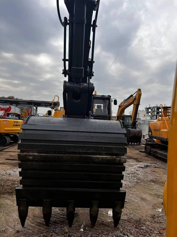 Bager guseničar Volvo EC 480 D L: slika 9