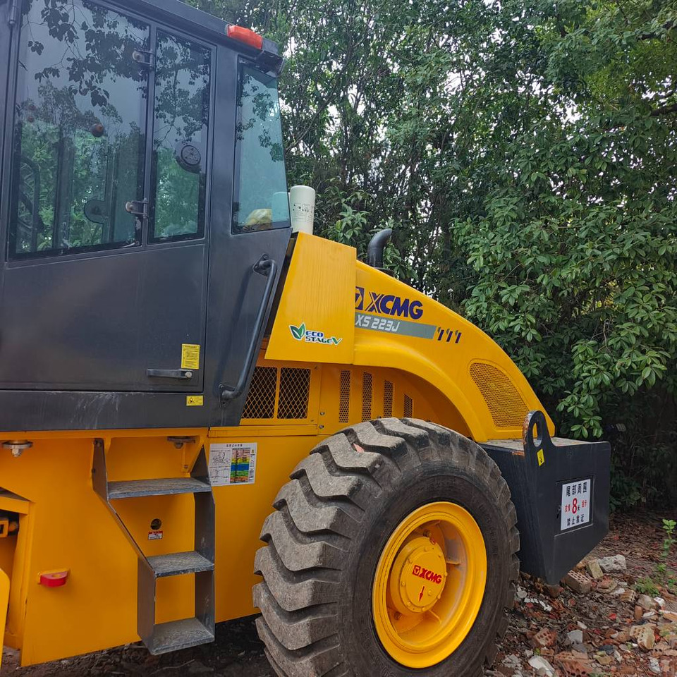XCMG XS 223 J - Kompaktor: slika 1 XCMG XS 223 J - Kompaktor: slika 1