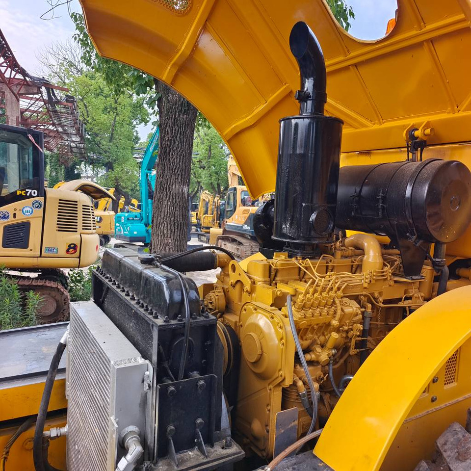 XCMG XS 223 J - Kompaktor: slika 2 XCMG XS 223 J - Kompaktor: slika 2