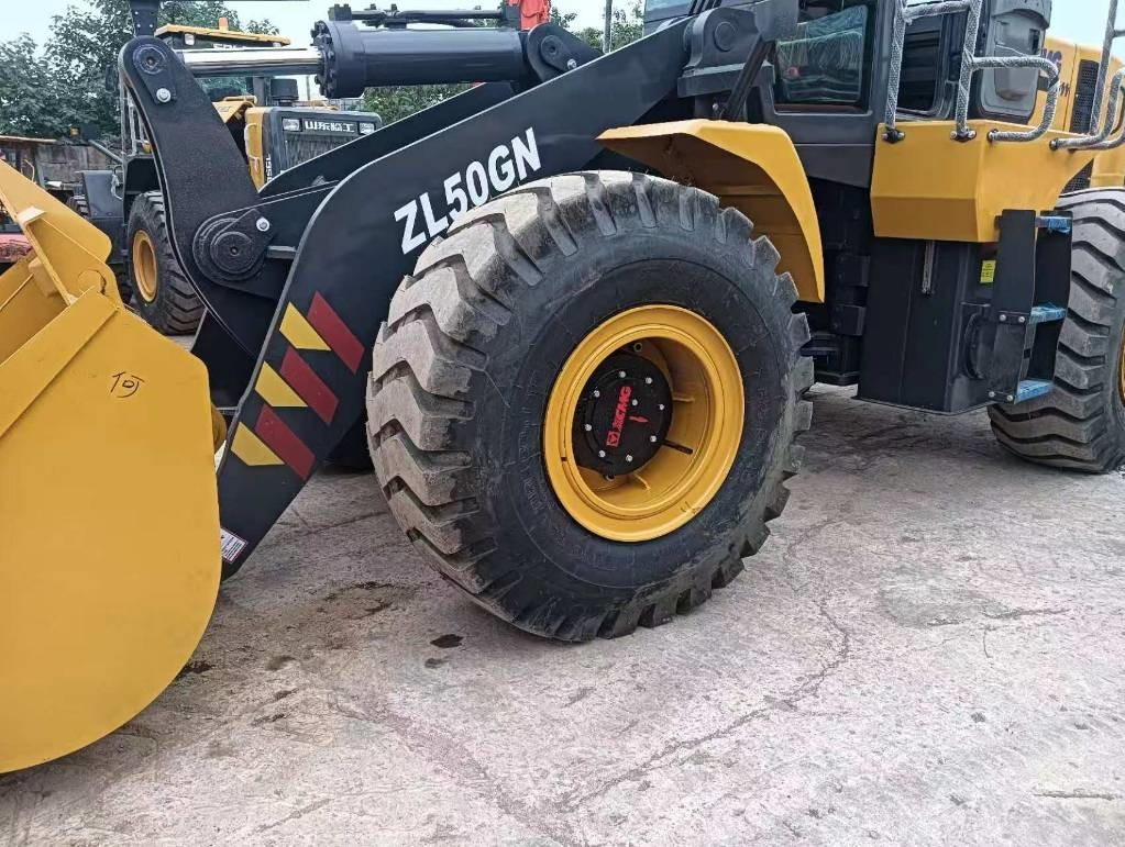 Utovarivač točkaš XCMG ZL 50 GN: slika 8