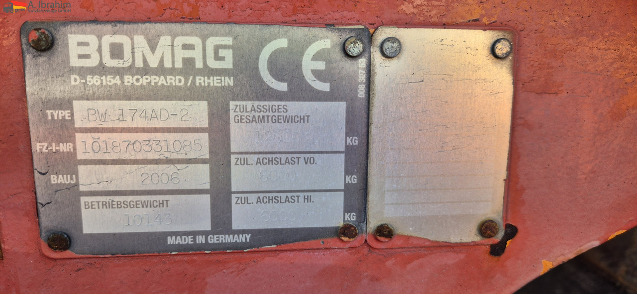 Bomag BW 174 AD2 | 12 t | Splitstreuer | Vibrator | Voll funktionsfähig - Valjak: slika 2 Bomag BW 174 AD2 | 12 t | Splitstreuer | Vibrator | Voll funktionsfähig - Valjak: slika 2
