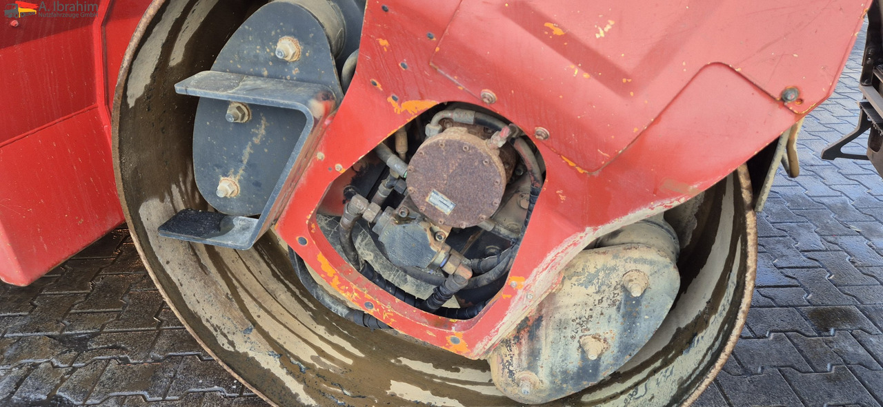 Bomag BW 174 AD2 | 12 t | Splitstreuer | Vibrator | Voll funktionsfähig - Valjak: slika 4 Bomag BW 174 AD2 | 12 t | Splitstreuer | Vibrator | Voll funktionsfähig - Valjak: slika 4