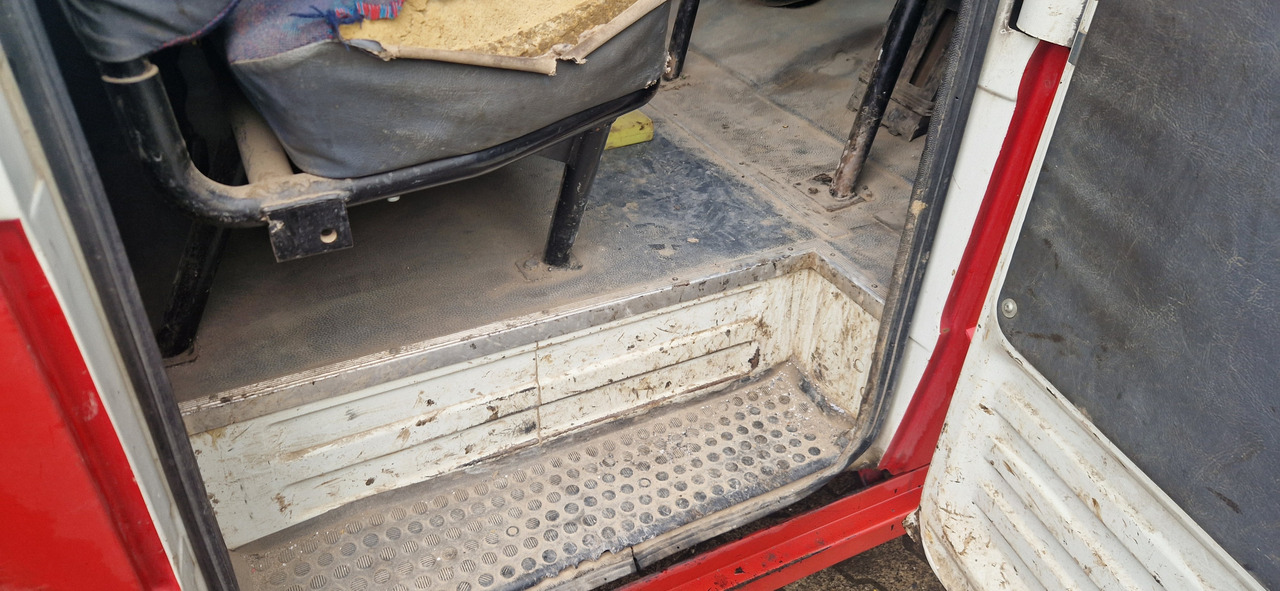 Mercedes-Benz 615D Doka Pritsche, Zustand gut - Dostavno vozilo sa otvorenom sandukom, Dostavno vozilo sa duplom kabinom: slika 3 Mercedes-Benz 615D Doka Pritsche, Zustand gut - Dostavno vozilo sa otvorenom sandukom, Dostavno vozilo sa duplom kabinom: slika 3