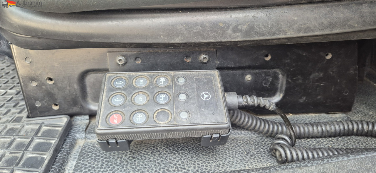 Mercedes-Benz Actros 2536 L 3 Kammern, 19500 L, mp3, Oben Unten Befüllung - Kamion cisterna: slika 2 Mercedes-Benz Actros 2536 L 3 Kammern, 19500 L, mp3, Oben Unten Befüllung - Kamion cisterna: slika 2