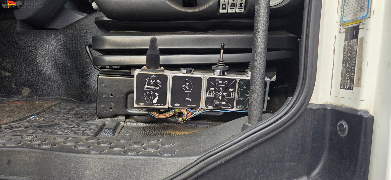 Mercedes-Benz DB 2541 Meiller RK 20.70 Lift-Lenkachse | 6x2 | mp3 - Kamion sa hidrauličnom kukom: slika 2 Mercedes-Benz DB 2541 Meiller RK 20.70 Lift-Lenkachse | 6x2 | mp3 - Kamion sa hidrauličnom kukom: slika 2