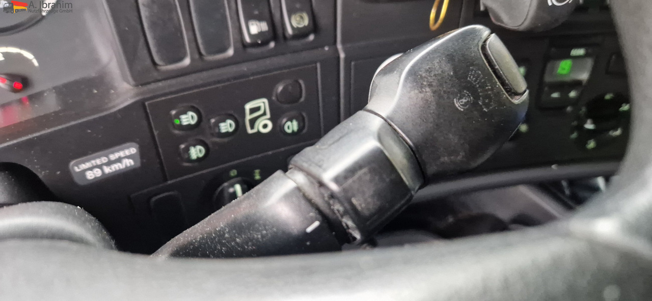 Scania R410 Retarder, Klima, Standklima Top Zustand!! - Kamion sa ceradom: slika 2 Scania R410 Retarder, Klima, Standklima Top Zustand!! - Kamion sa ceradom: slika 2