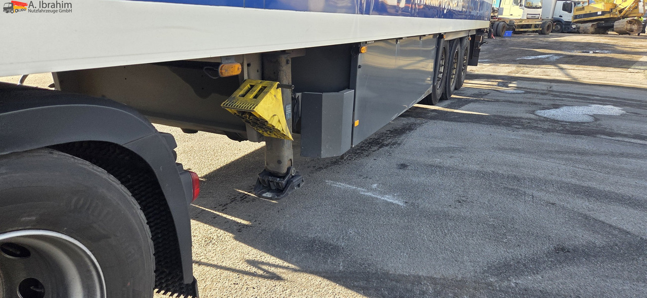 Schmitz SKO24 TK SL 200 | -30°C | Lift-Achse | Scheibenbremse - Poluprikolica hladnjače: slika 3 Schmitz SKO24 TK SL 200 | -30°C | Lift-Achse | Scheibenbremse - Poluprikolica hladnjače: slika 3