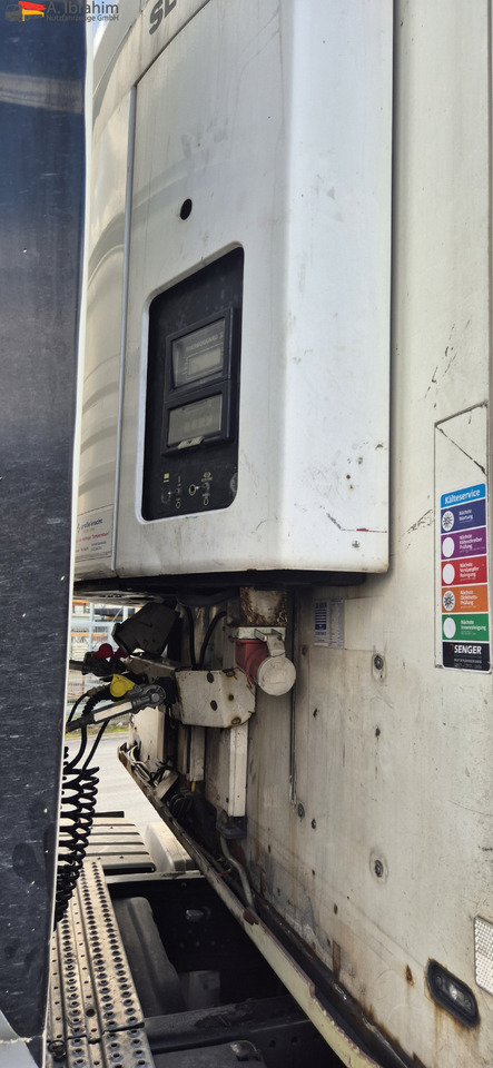 Schmitz SKO24 TK SL 200 | -30°C | Lift-Achse | Scheibenbremse - Poluprikolica hladnjače: slika 2 Schmitz SKO24 TK SL 200 | -30°C | Lift-Achse | Scheibenbremse - Poluprikolica hladnjače: slika 2