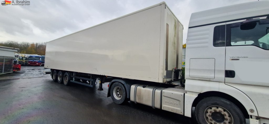 Spier 3 achs Koffer, Liftachse - Poluprikolica sa zatvorenim sandukom: slika 1 Spier 3 achs Koffer, Liftachse - Poluprikolica sa zatvorenim sandukom: slika 1