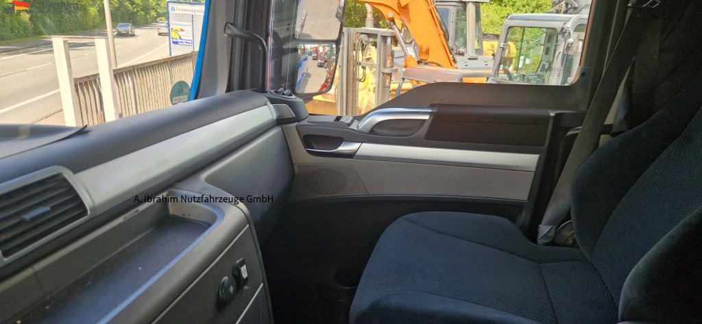 MAN TGX 18.360 Retarder Klima, Topzustand - Tegljač: slika 2 MAN TGX 18.360 Retarder Klima, Topzustand - Tegljač: slika 2