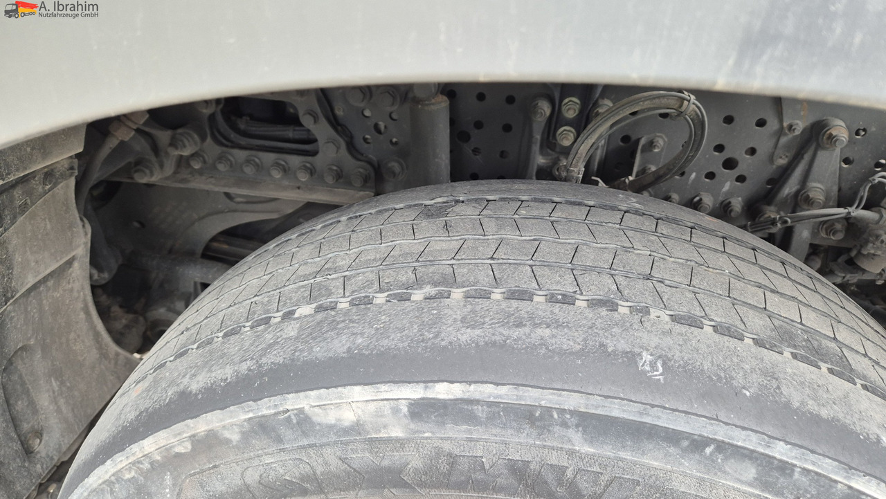 Mercedes-Benz 1840 mehrfach vorhanden - Tegljač: slika 4 Mercedes-Benz 1840 mehrfach vorhanden - Tegljač: slika 4