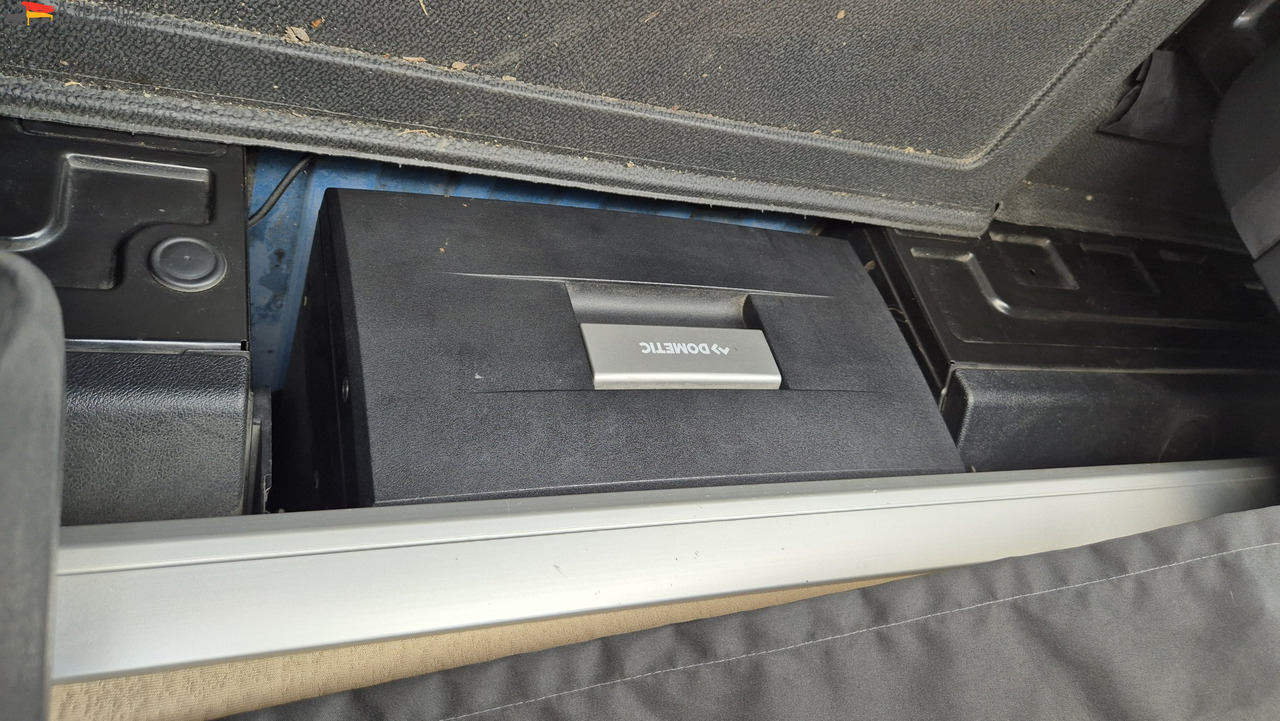 Mercedes-Benz 1843 DB 1843 mit PTU für Kompressor - Tegljač: slika 2 Mercedes-Benz 1843 DB 1843 mit PTU für Kompressor - Tegljač: slika 2