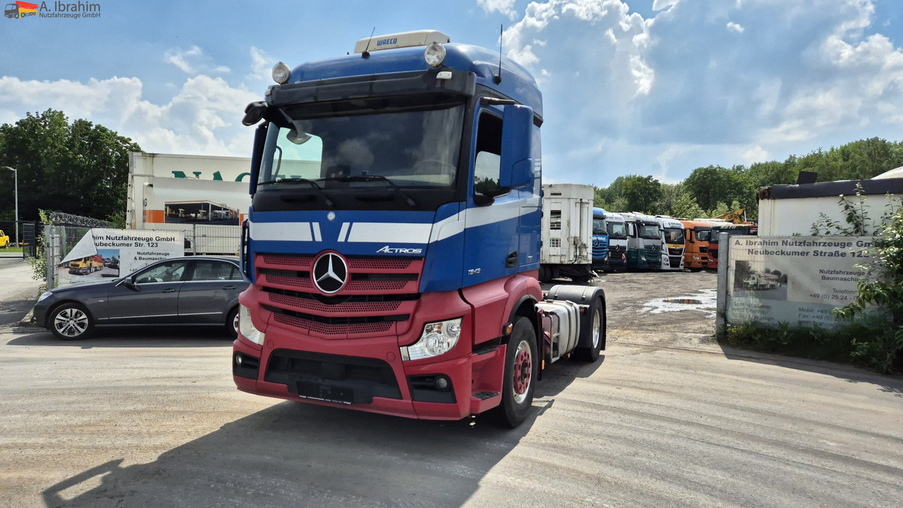 Mercedes-Benz 1843 DB 1843 mit PTU für Kompressor - Tegljač: slika 1 Mercedes-Benz 1843 DB 1843 mit PTU für Kompressor - Tegljač: slika 1