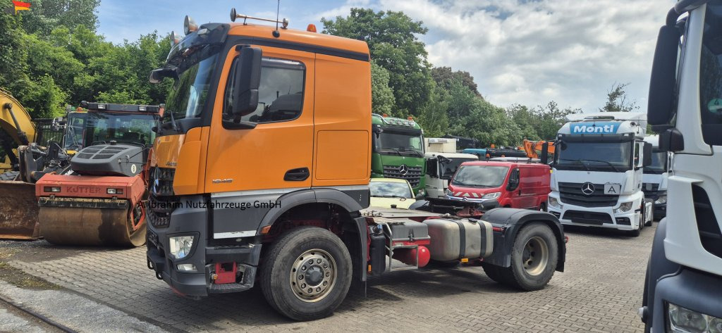 Mercedes-Benz DB 1846 H 4x4 Topzustand einsatzbereit - Tegljač: slika 1 Mercedes-Benz DB 1846 H 4x4 Topzustand einsatzbereit - Tegljač: slika 1