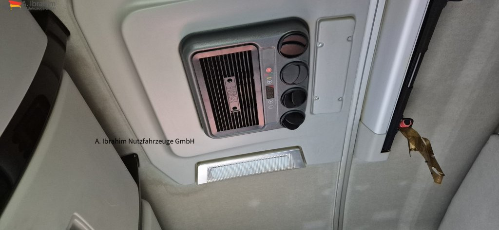 Renault DXI 480 2x Nebenantrieb - Tegljač: slika 4 Renault DXI 480 2x Nebenantrieb - Tegljač: slika 4