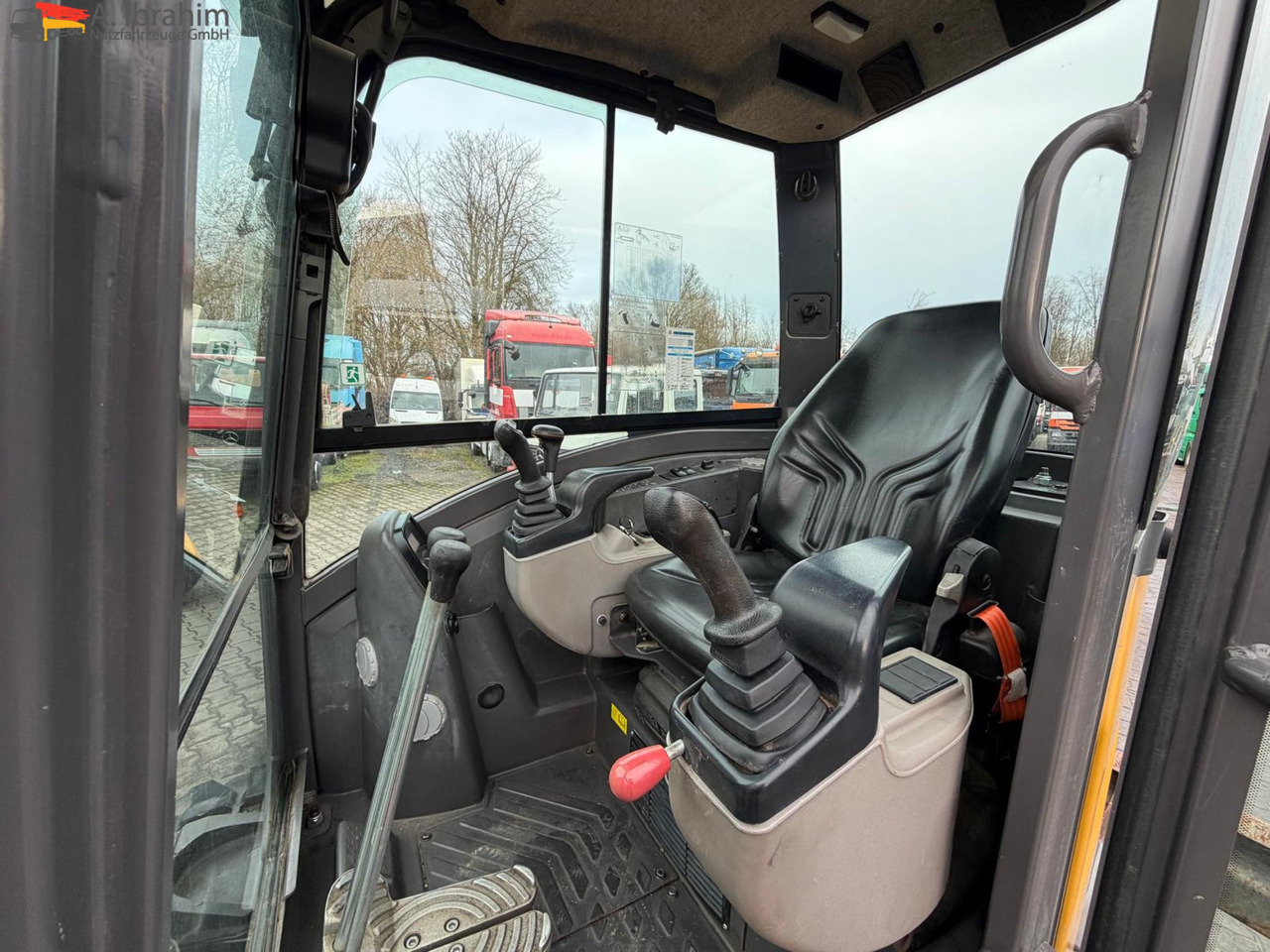 Volvo ECR50D Schnellwechsler | Klima | Hammerhydraulik | deutsche Maschine - Mini bager: slika 5 Volvo ECR50D Schnellwechsler | Klima | Hammerhydraulik | deutsche Maschine - Mini bager: slika 5
