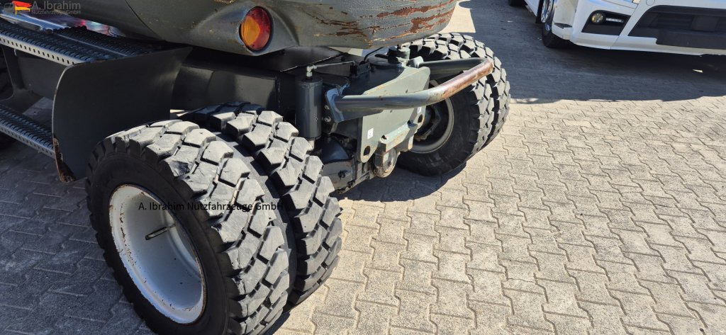 Wacker Neuson 6503 E05-07 hydr. Schnellwechsler mit Oilquick - Bager točkaš: slika 3 Wacker Neuson 6503 E05-07 hydr. Schnellwechsler mit Oilquick - Bager točkaš: slika 3