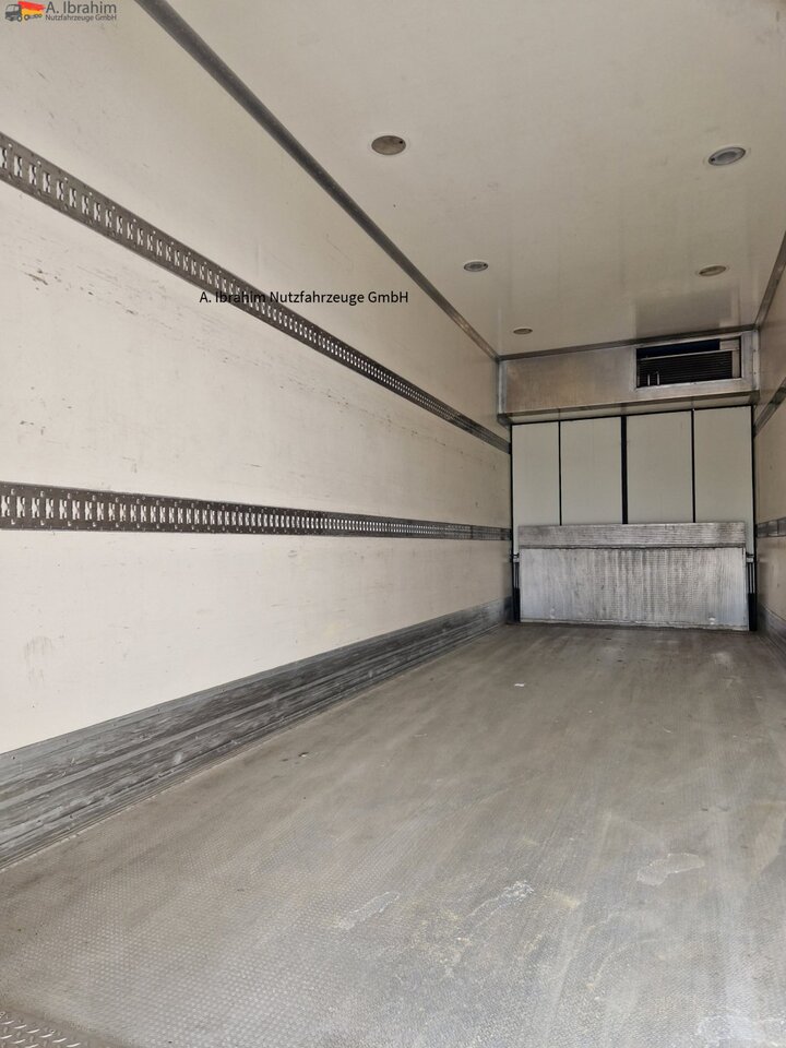 Wellmeyer TK018 Durchlader Frigoblock Zustand sauber, Durchlader, Portaltüren - Prikolica hladnjače: slika 3 Wellmeyer TK018 Durchlader Frigoblock Zustand sauber, Durchlader, Portaltüren - Prikolica hladnjače: slika 3