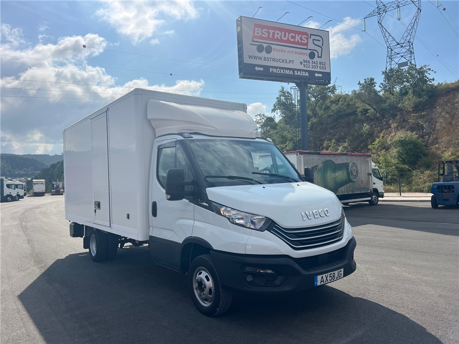 Iveco 35C16HA8 - Dostavno vozilo sa zatvorenim sandukom: slika 3 Iveco 35C16HA8 - Dostavno vozilo sa zatvorenim sandukom: slika 3