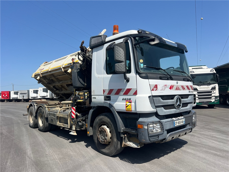 MERCEDES-BENZ ACTROS 2636 - Istovarivač: slika 2 MERCEDES-BENZ ACTROS 2636 - Istovarivač: slika 2