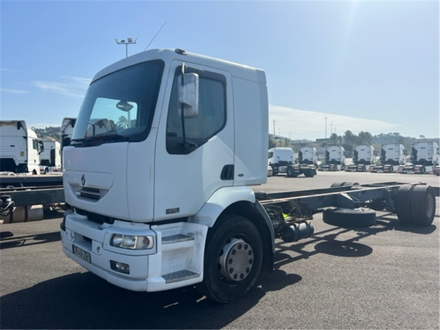 Renault HM 270.18 - Kamion sa golom šasijom i zatvorenom kabinom: slika 1 Renault HM 270.18 - Kamion sa golom šasijom i zatvorenom kabinom: slika 1