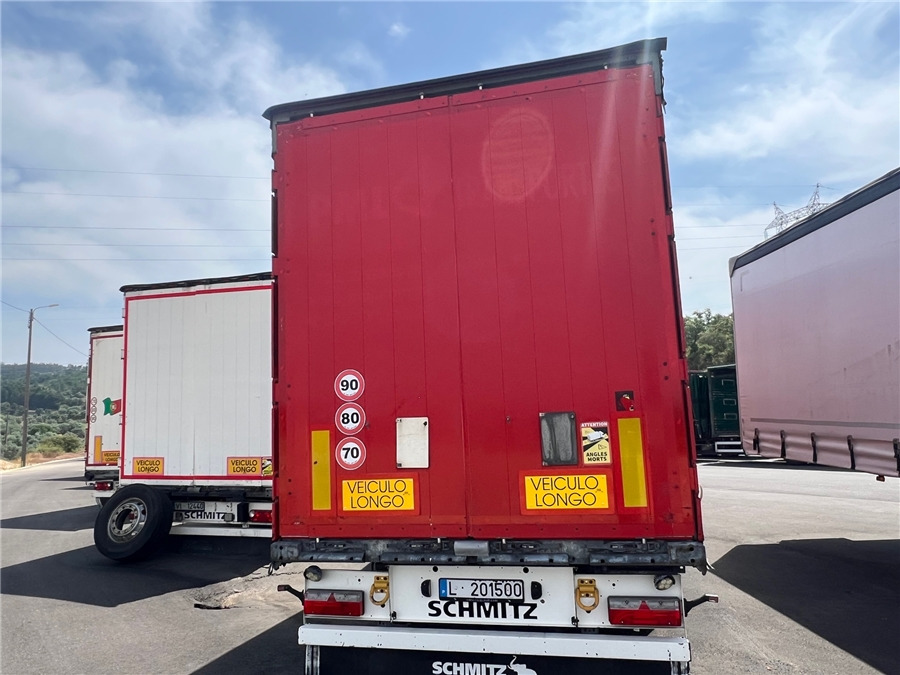 SCHMITZ CARGOBULL SCB-S3T TETO ELEVAR - Poluprikolica sa ceradom: slika 4 SCHMITZ CARGOBULL SCB-S3T TETO ELEVAR - Poluprikolica sa ceradom: slika 4