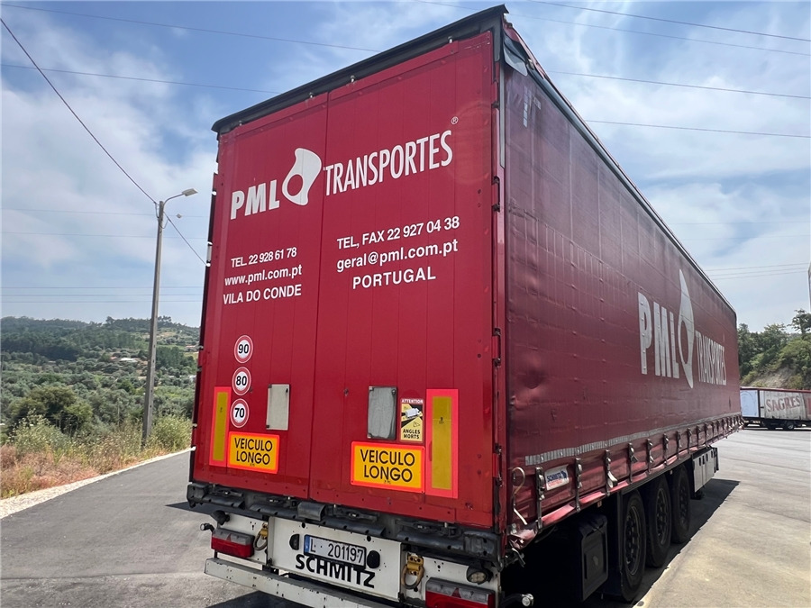 SCHMITZ CARGOBULL SCB-S3T TETO ELEVAR - Poluprikolica sa ceradom: slika 4 SCHMITZ CARGOBULL SCB-S3T TETO ELEVAR - Poluprikolica sa ceradom: slika 4