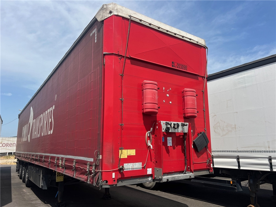 SCHMITZ CARGOBULL SCB-S3T TETO ELEVAR - Poluprikolica sa ceradom: slika 2 SCHMITZ CARGOBULL SCB-S3T TETO ELEVAR - Poluprikolica sa ceradom: slika 2