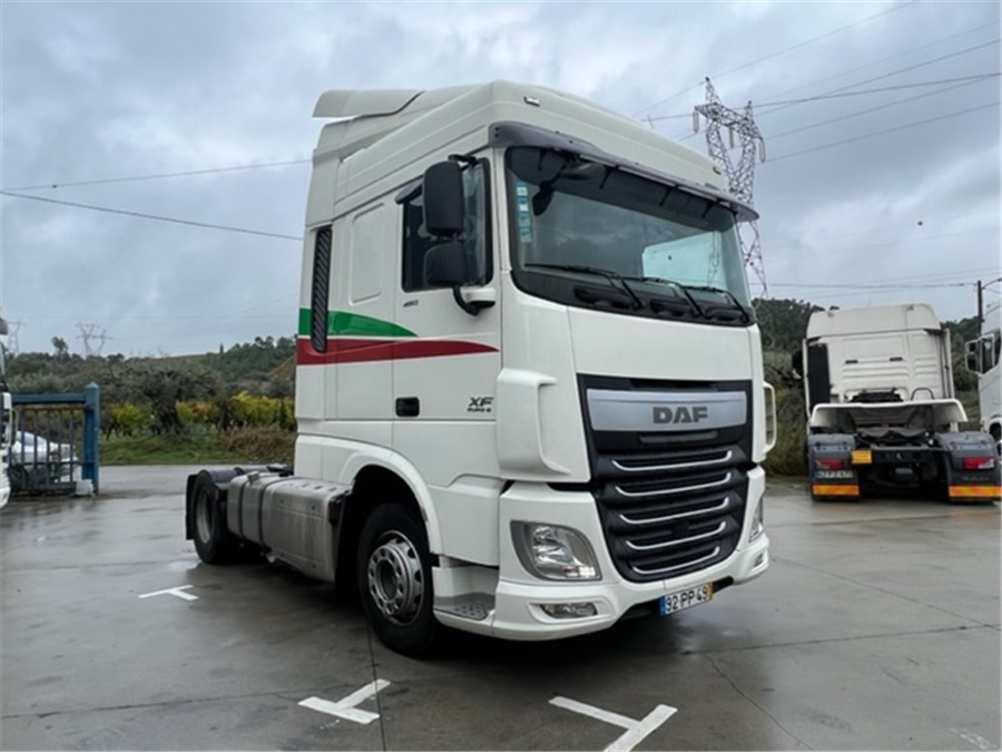 DAF XF 460 - Tegljač: slika 1 DAF XF 460 - Tegljač: slika 1