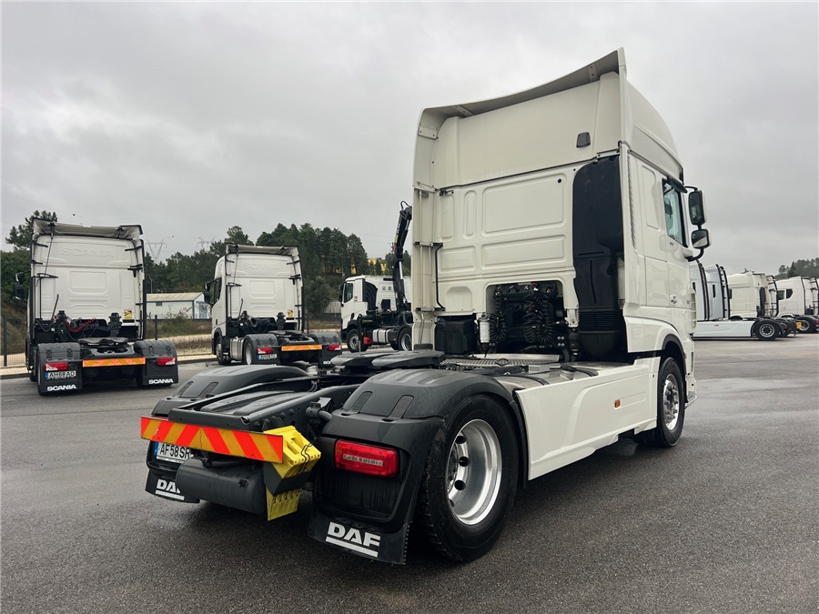 DAF XF 530 Retarder / Airparkoll - Tegljač: slika 4 DAF XF 530 Retarder / Airparkoll - Tegljač: slika 4