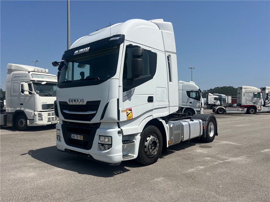 Iveco AS440S46T/P - Tegljač: slika 1 Iveco AS440S46T/P - Tegljač: slika 1