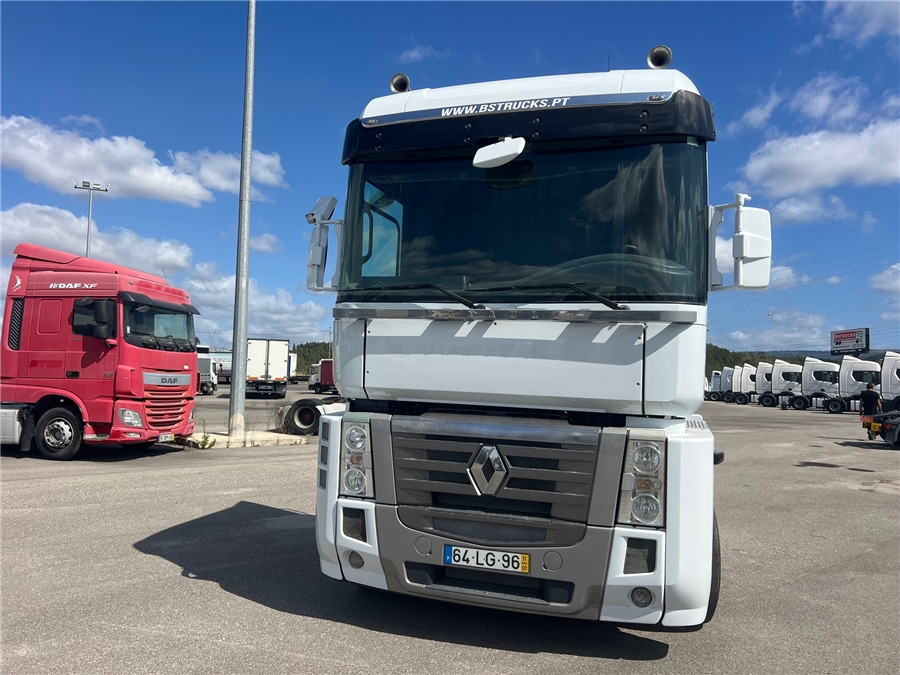 Renault AE 440 - Tegljač: slika 2 Renault AE 440 - Tegljač: slika 2