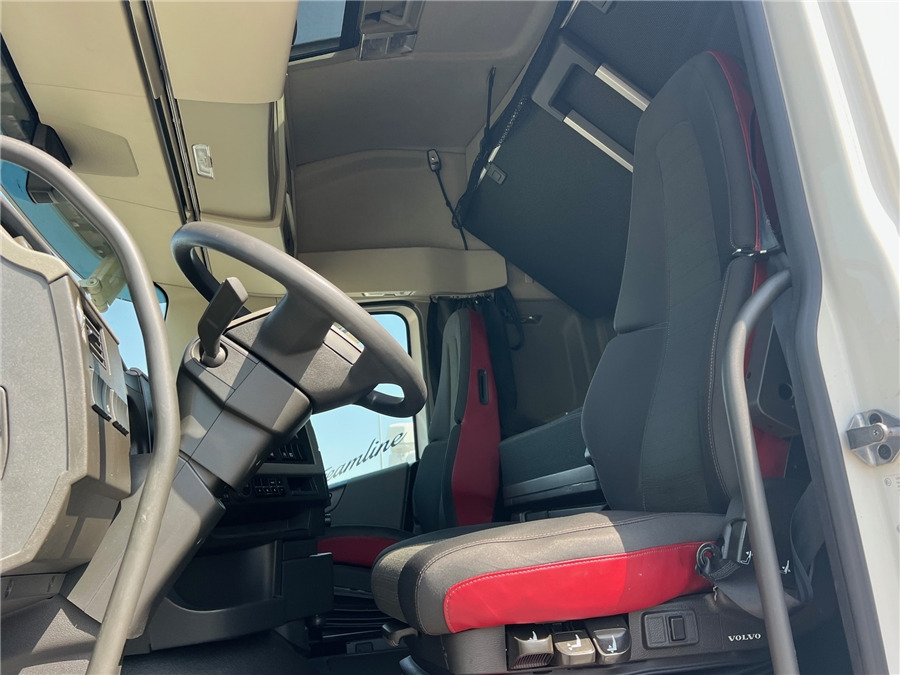 Tegljač Volvo FH 460 RETARDER/AIRPARKOLL: slika 15