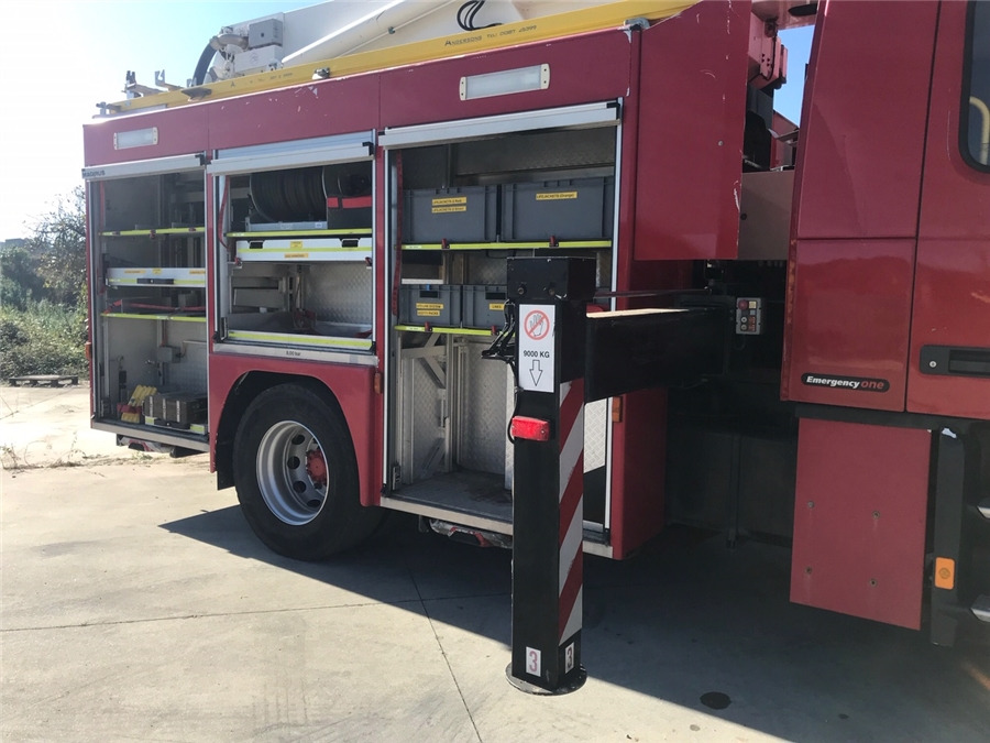 Vatrogasni kamion Volvo FM 340 FIRE TRUCK: slika 20