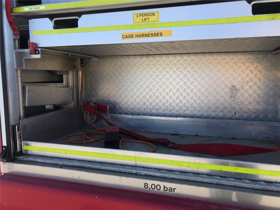 Vatrogasni kamion Volvo FM 340 FIRE TRUCK: slika 11