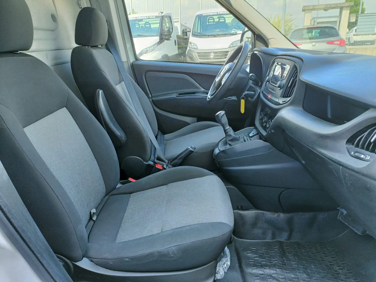 Furgon FIAT DOBLO CARGO 1.3 MJT SX: slika 6